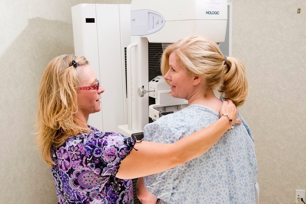 Woman receives a mammogram at Garnet Health.